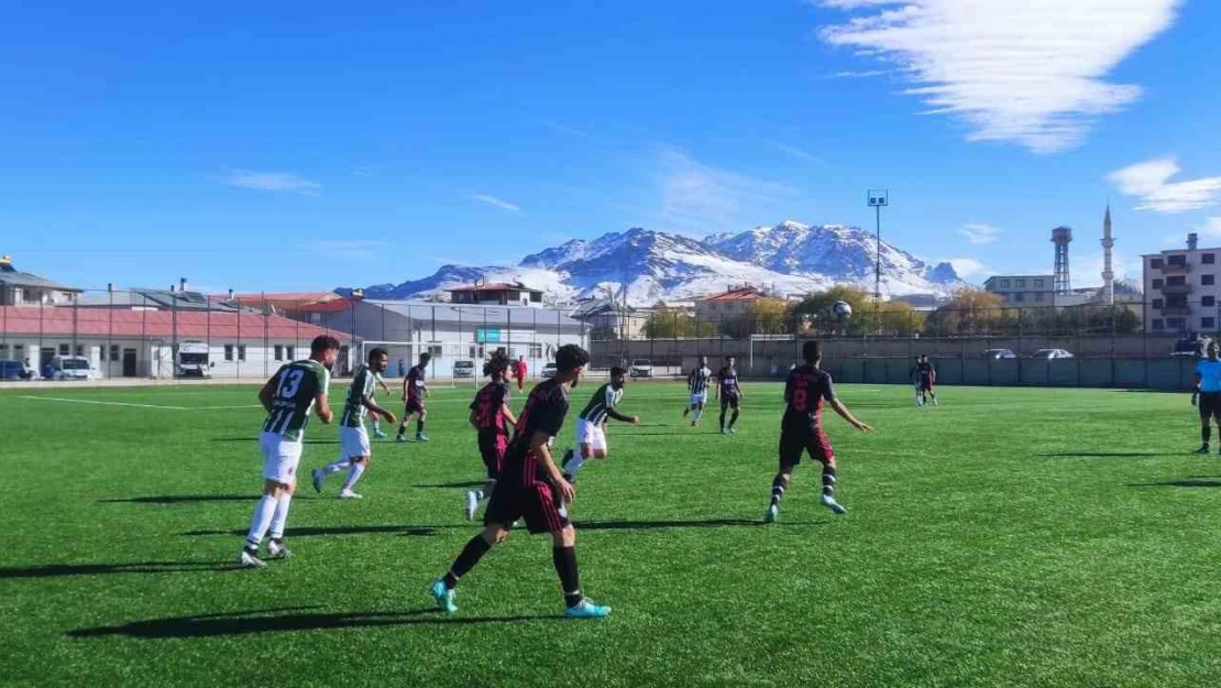 Van 1. Amatör Ligi karşılaşmaları devam ediyor