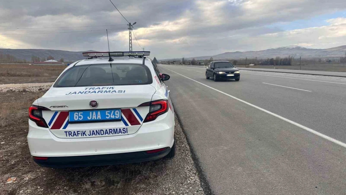 Van'da 139 araç trafikten men edildi