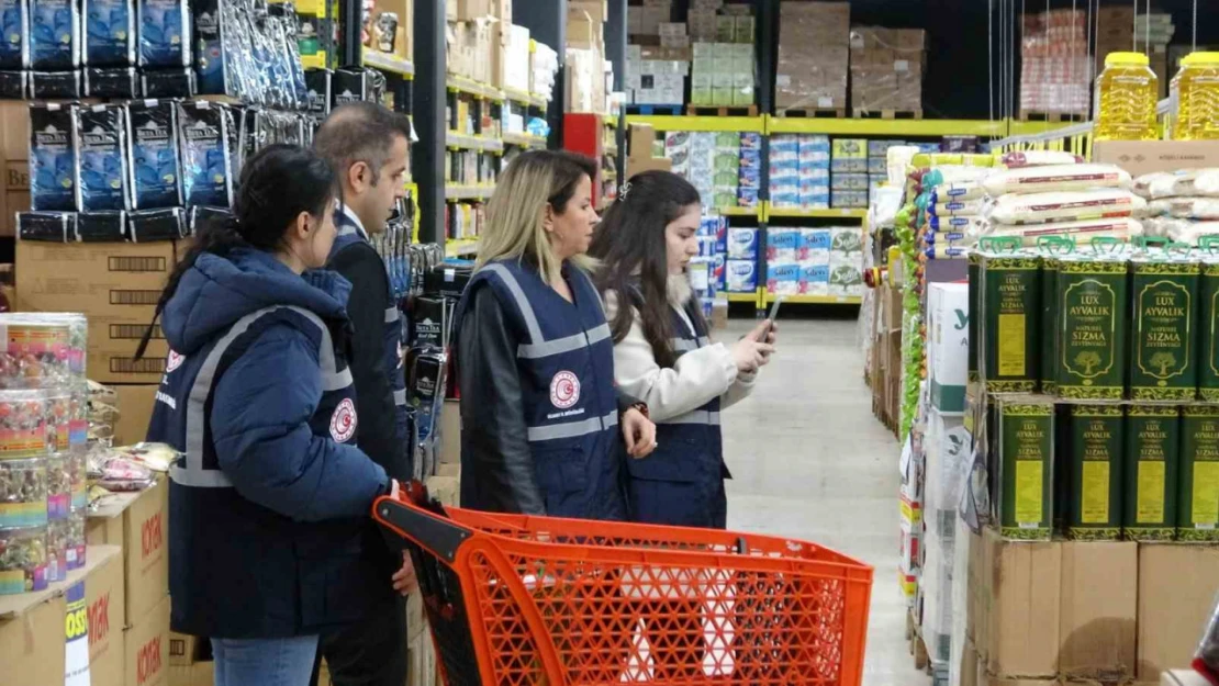 Van'da Ramazan ayı öncesi market denetimi