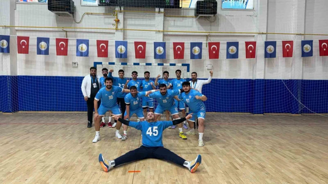 Van Erek Beş Yıldız Hentbol Takımı play-off'ta