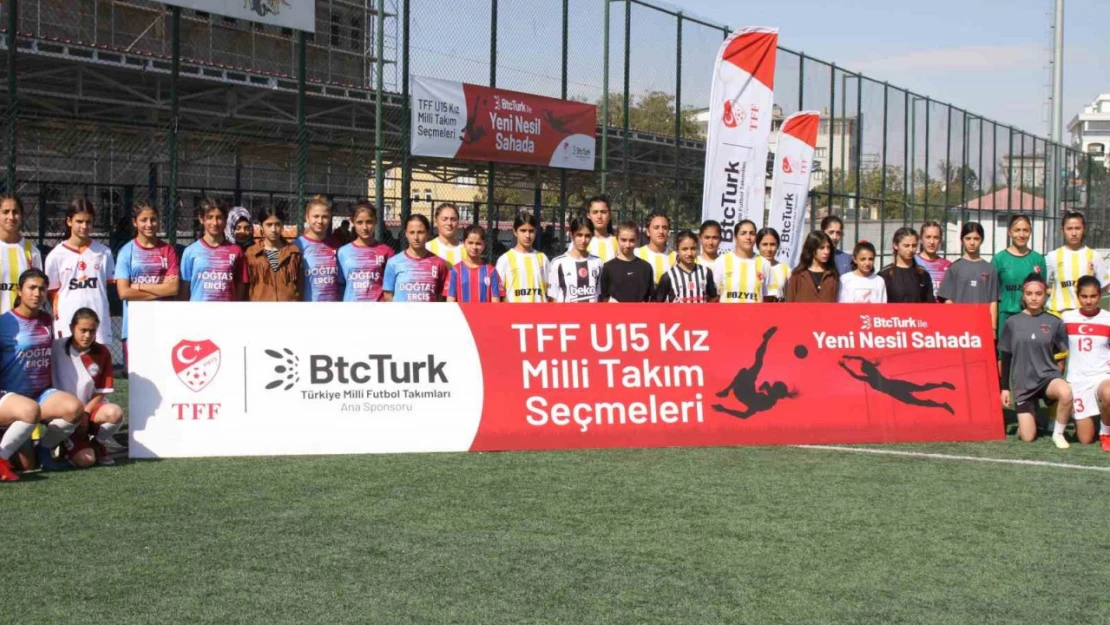 Vanlı kızlar milli takım için ter döktü