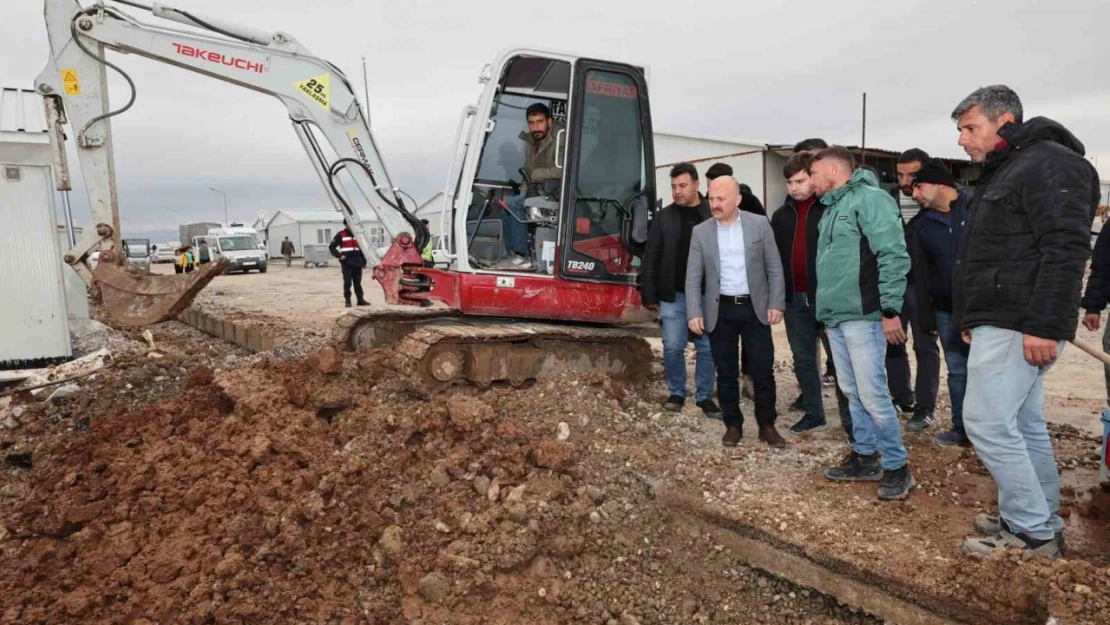 Vartana prefabrik kentin alt yapısı iyileştiriliyor