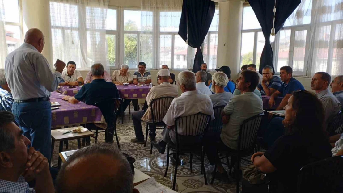 Varto'yu Güzelleştirme Kültür ve Dayanışma Derneği'nde Varto'nun sorunları tartışıldı