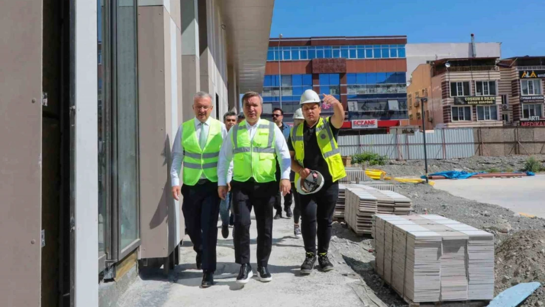 Yaşam Merkezi'nden elde edilecek gelir öğrencilere burs olarak verilecek