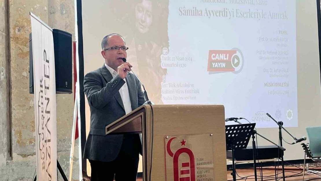 Yazar Samiha Ayverdi eserleriyle anıldı