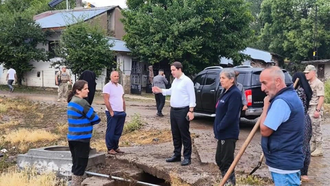 Yedisu Kaymakamı Başar, yağış nedeniyle zarar gören alanları inceledi