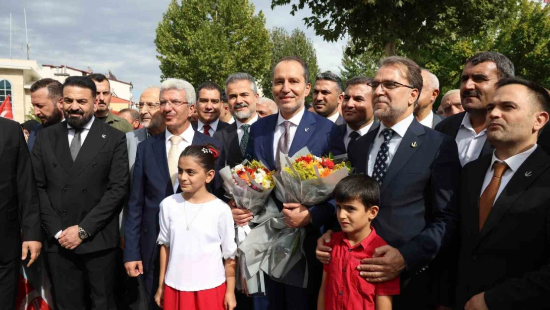 Yeniden Refah Partisi Genel Başkanı Erbakan: 'Milli Görüş belediyeciliği demek önce ahlak ve maneviyat demektir'