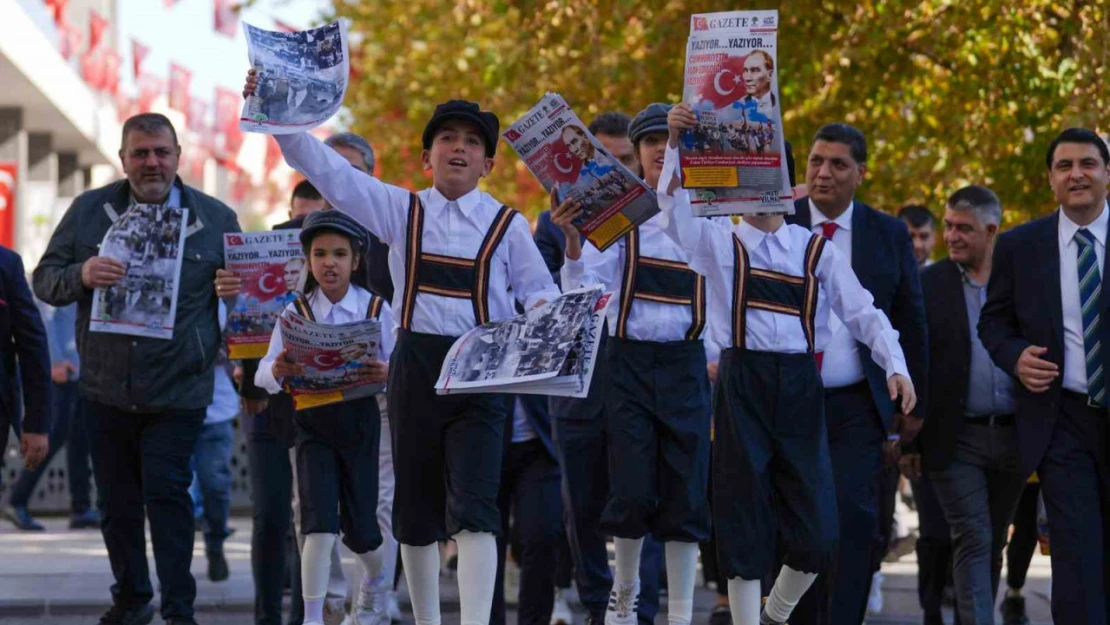 Yılmaz'dan Cumhuriyet Bayramı nostaljisi