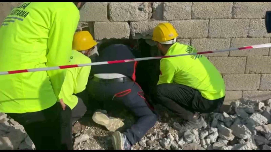 Yüksekova'da gerçeği aratmayan deprem tatbikatı