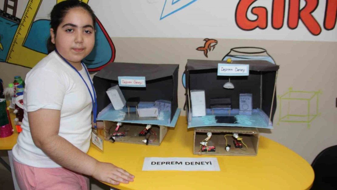 Zeki çocukların tasarımlarında 'deprem' ve 'Gazze' ön plana çıktı