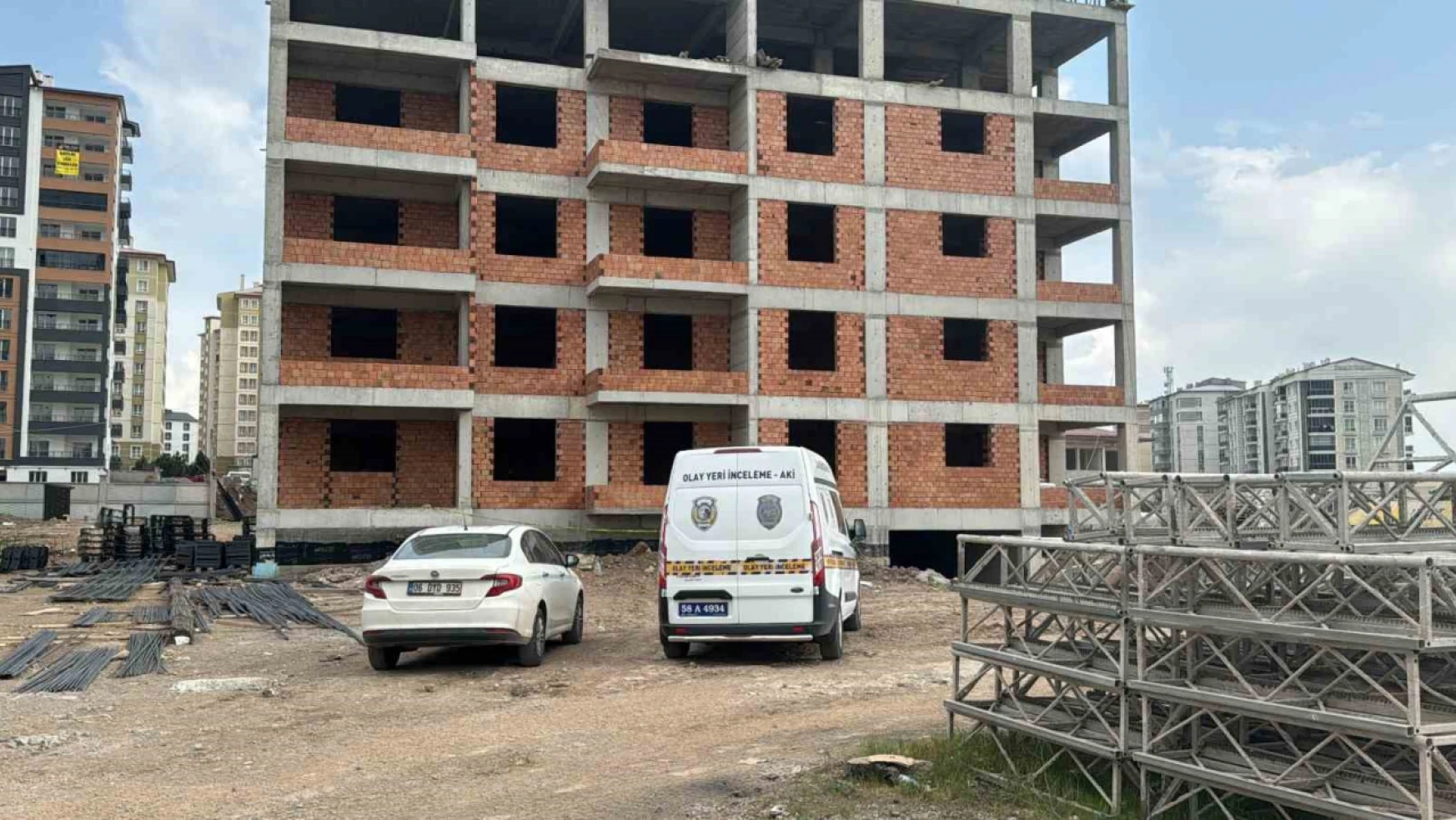 6'ncı kattan düşen inşaat işçisi hayatını kaybetti