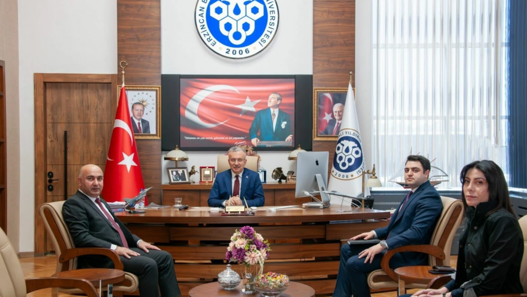 Azerbaycan Kars Başkonsolosu Alekberoğlu'ndan Rektör Levent'e ziyaret