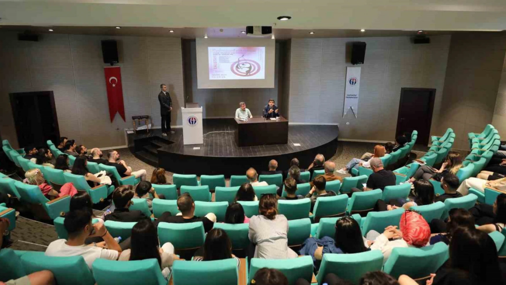 GAÜN'de Üniversitelerde Türk Müziği Eğitimi ve Güncel sorunlar çalıştayı