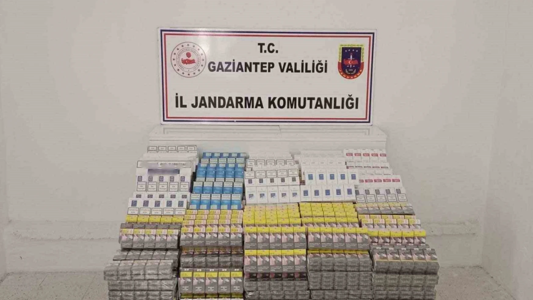 Gaziantep'te piyasa değeri 1 milyon 346 bin TL olan kaçak sigara ele geçirildi