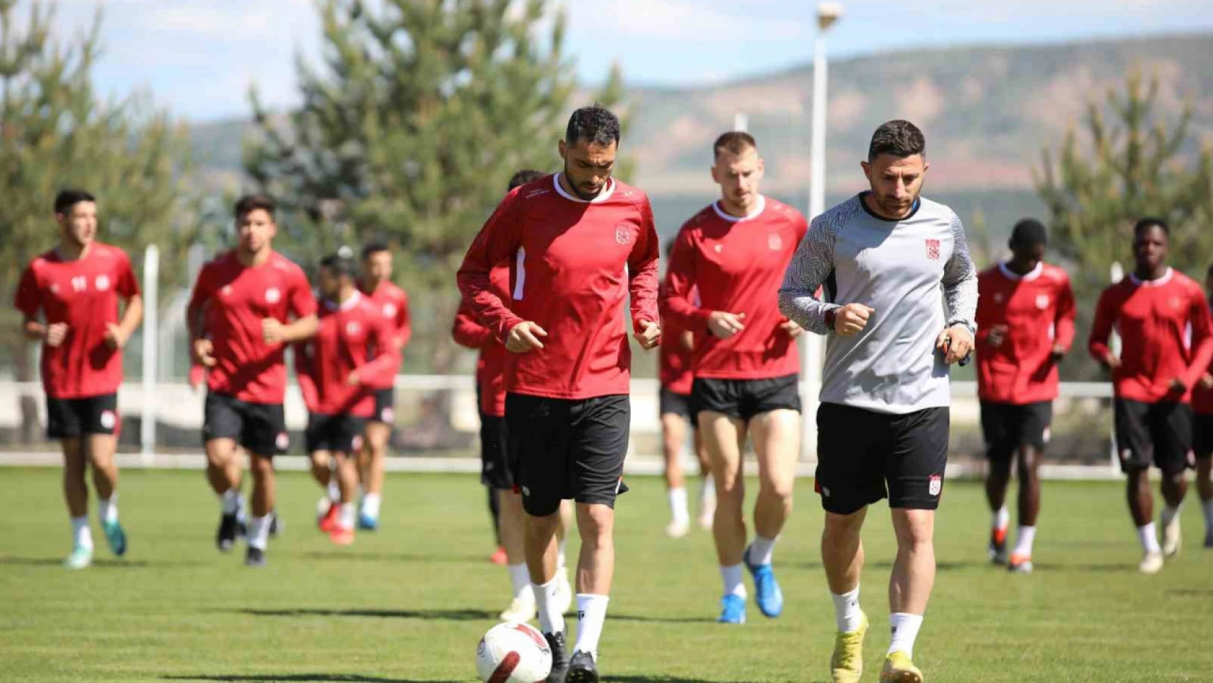Sivasspor'da Başakşehir maçı hazırlıkları başladı