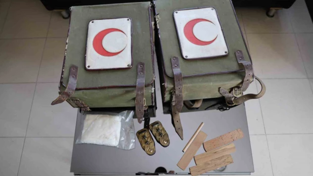 109 yıllık Kızılay 'Sıhhiye Çantaları' Çanakkale Savaşı'nın izlerini taşıyor