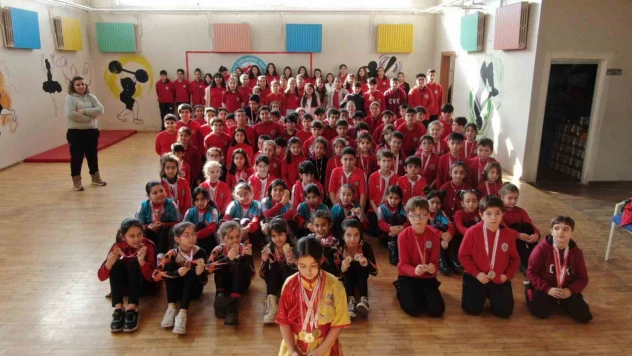 Bu okul fabrika gibi sporcu yetiştiriyor