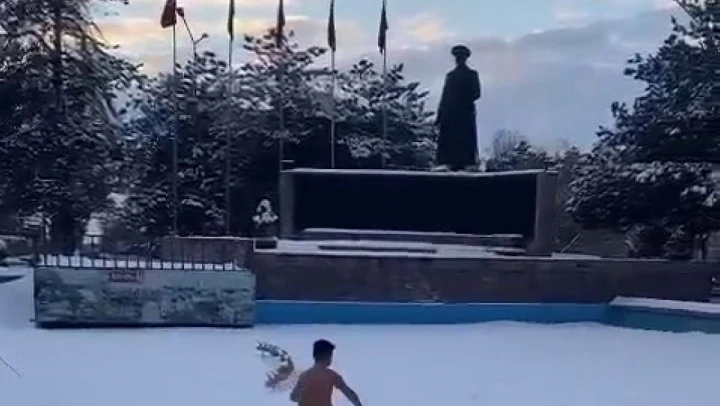 Erzurum'dan renkli kar görüntüleri