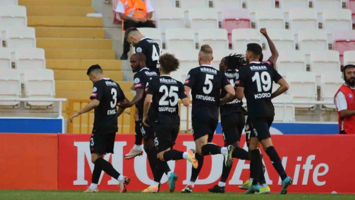Trendyol Süper Lig: Sivasspor: 1 - Gaziantep FK: 1 (İlk yarı)