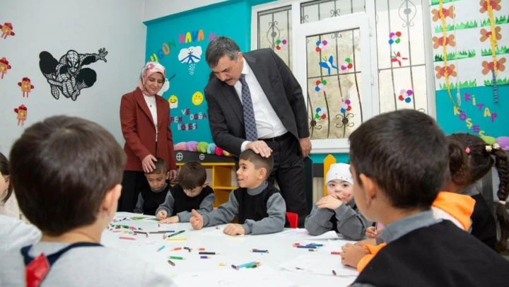Vali Mustafa Çiftçi Palandöken ADEM'i ziyaret etti