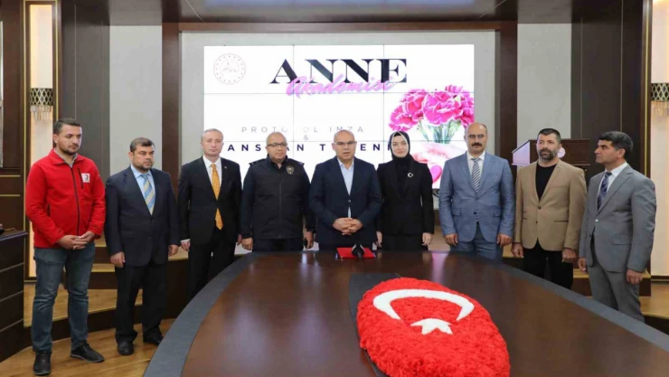 Ağrı'da Anne Akademisi Projesi protokol imza töreni ve proje tanıtımı gerçekleştirildi