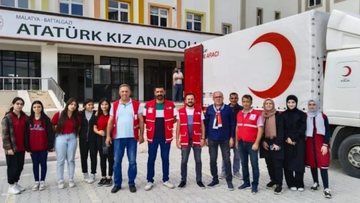 Atatürk Kız Anadolu Lisesi'nden Gazze'ye Yardım