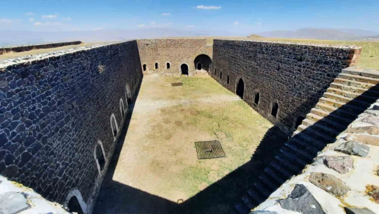 Aziziye Kahramanı Miralay Bahri Bey