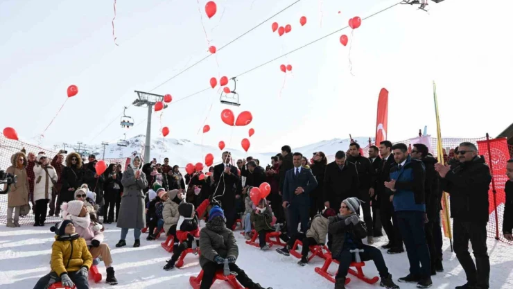 Bakan Göktaş: 'Özgür ve güçlü bir toplumun temeli ancak çocukların özgün ve nitelikli yetiştirilmeleri ile mümkündür'