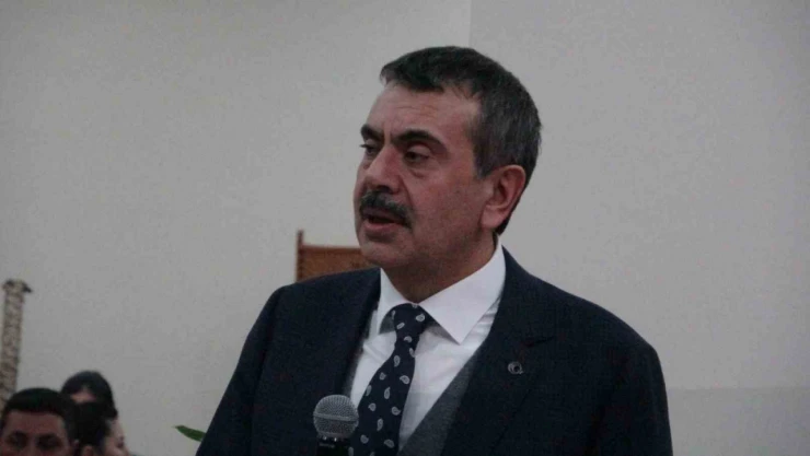 Bakan Tekin: 'Biz 1 milyon 100 bin kişilik bir orduyuz, bu ordu aynı hedefe odaklanırsa başarmama ihtimali yok'