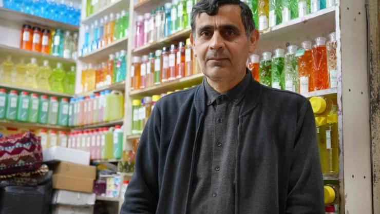 Bayramın vazgeçilmezi kolonyalara yoğun talep