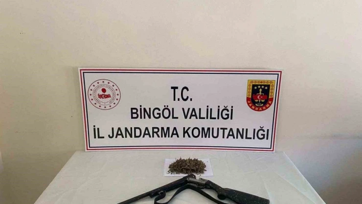 Bingöl'de uyuşturucu madde ve silah ele geçirildi: 2 gözaltı