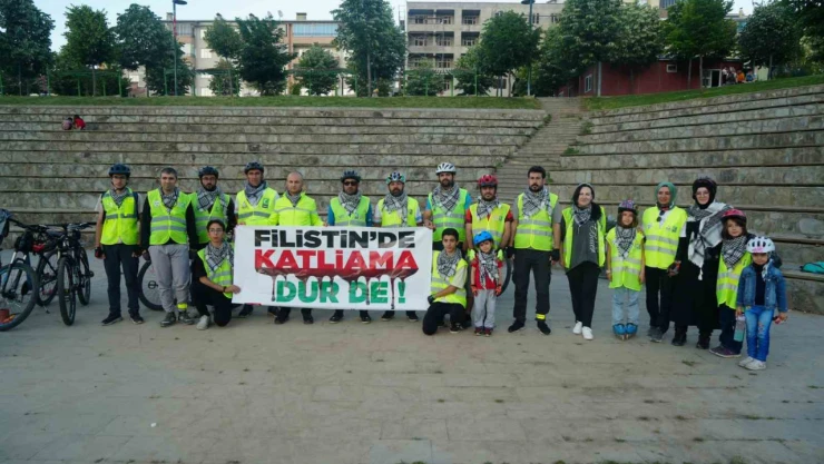 Bisikletçilerden Filistin'e destek turu