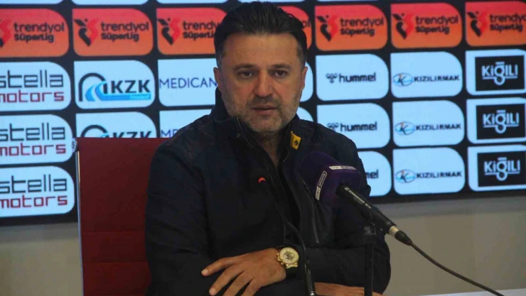 Bülent Uygun: '3 puanı taraftara armağan ediyoruz'