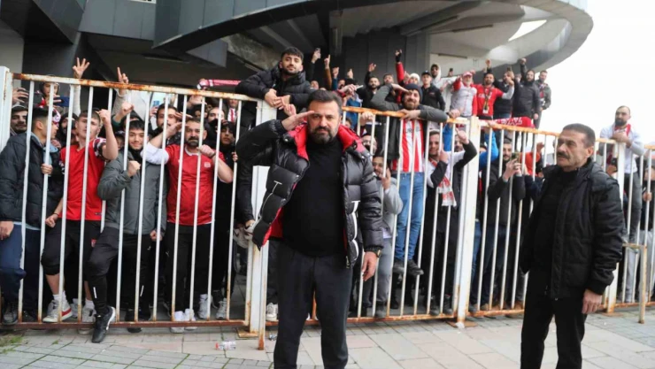 Bülent Uygun'dan asker selamı!