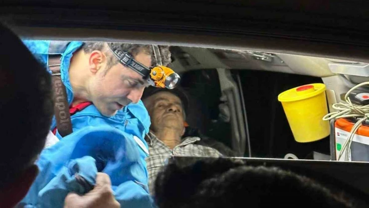 Çiriş otu toplarken kaybolan yaşlı adam 15 saat sonra bulundu