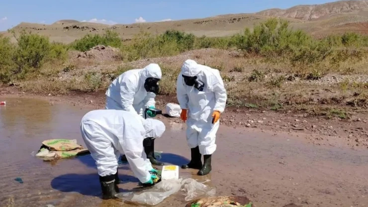 Derede kimyasal korku: Özel kıyafetli ekipler harekete geçti