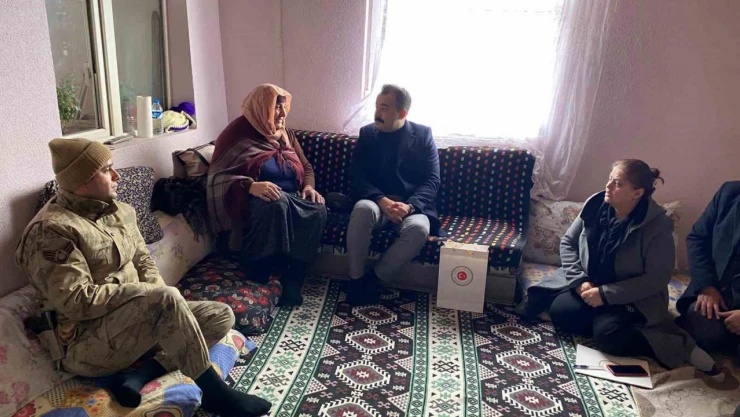 Digor Kaymakamı Okatan, vatandaşlarla buluştu