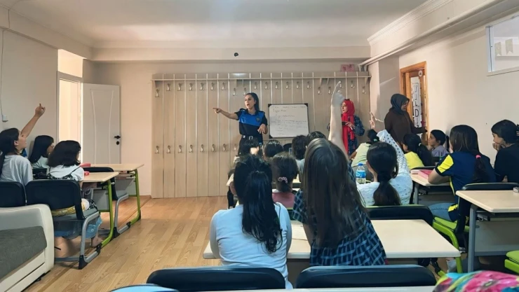 Erzincan'da TDP polisleri bilgilendiriyor