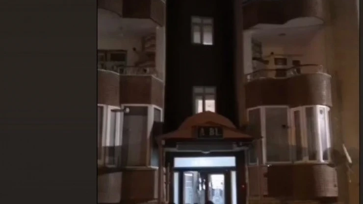 Erzurum'da bir öğretmen eşini ve kızını bıçaklayarak öldürdü