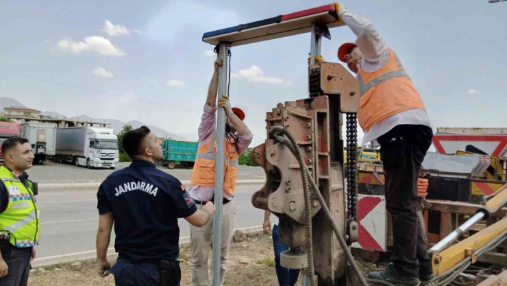 Gaziantep Jandarma çakarlı tepe lambası ile kazaları azaltmayı hedefliyor