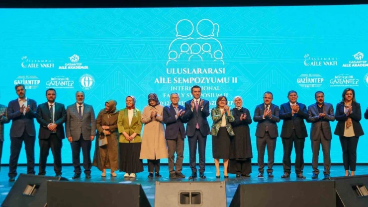 Gaziantep'te '2. Uluslararası Aile Sempozyumu' başladı