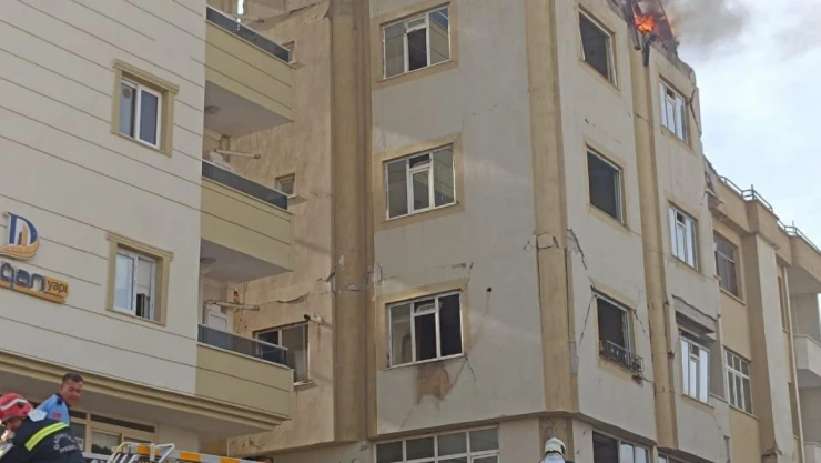 Gaziantep'te korkutan teras yangını