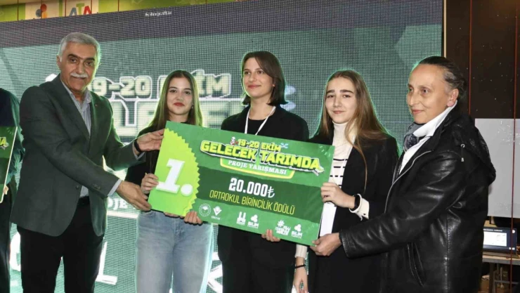 Gelecek Tarımda Proje Festivali'nde ödüller sahiplerini buldu