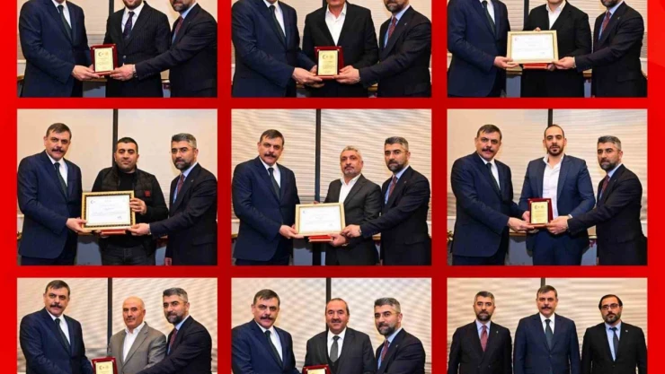 Hayırsever iş insanlarına şükran belgesi