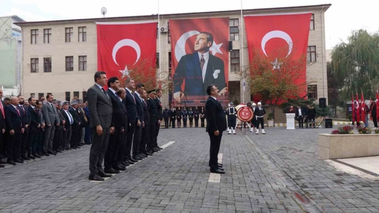 Iğdır'ın kurtuluş yıl dönümü törenle kutlandı