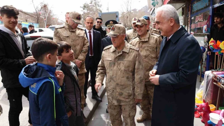 Jandarma Genel Komutanı Orgeneral Çetin, Muş'ta