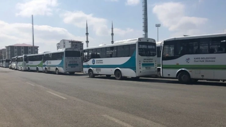 Kars'ta vatandaşlar dolmuş fiyatlarına tepkili