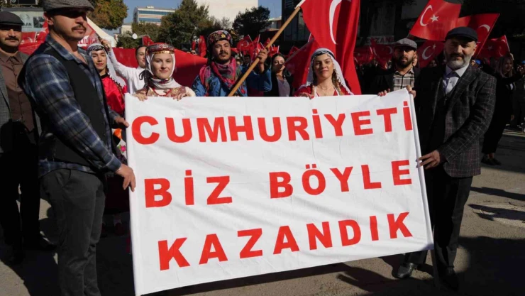 Komandoların gösterisi büyük beğeni topladı