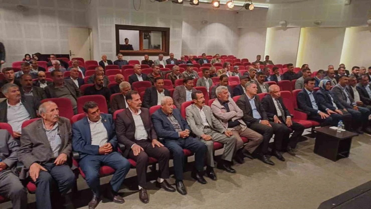 Malazgirt'te 'Köylere Hizmet Götürme Birliği Encümen Seçimi' yapıldı