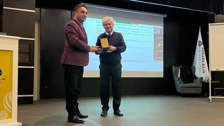 Matematikçi bilim insanları buluştu